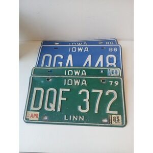 Vintage Iowa License Plates Lot of 4 1979 Green Linn 1986 Blue Polk County Metal